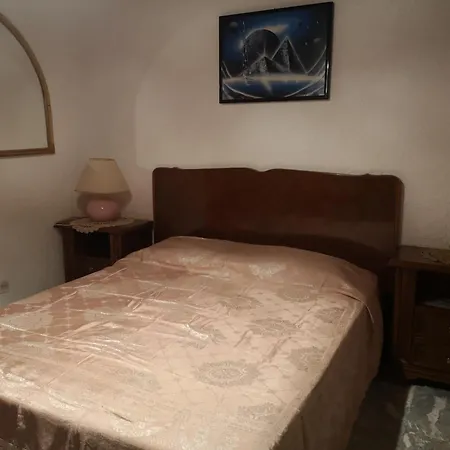 Casa di campagna Ape Regina Montelarco